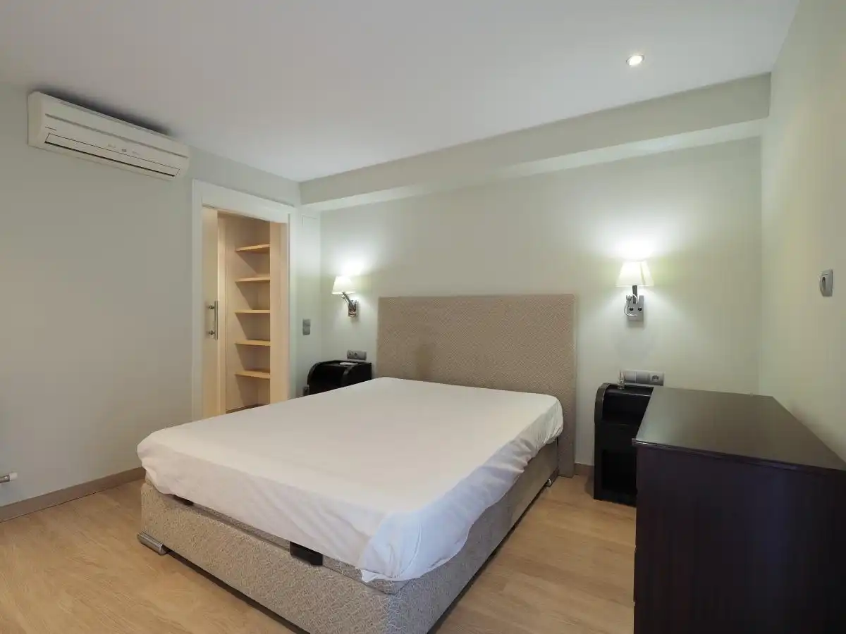 Schlafzimmer von Wohnung zur Miete in Reus mit Klimaanlage, Heizung und Parkett