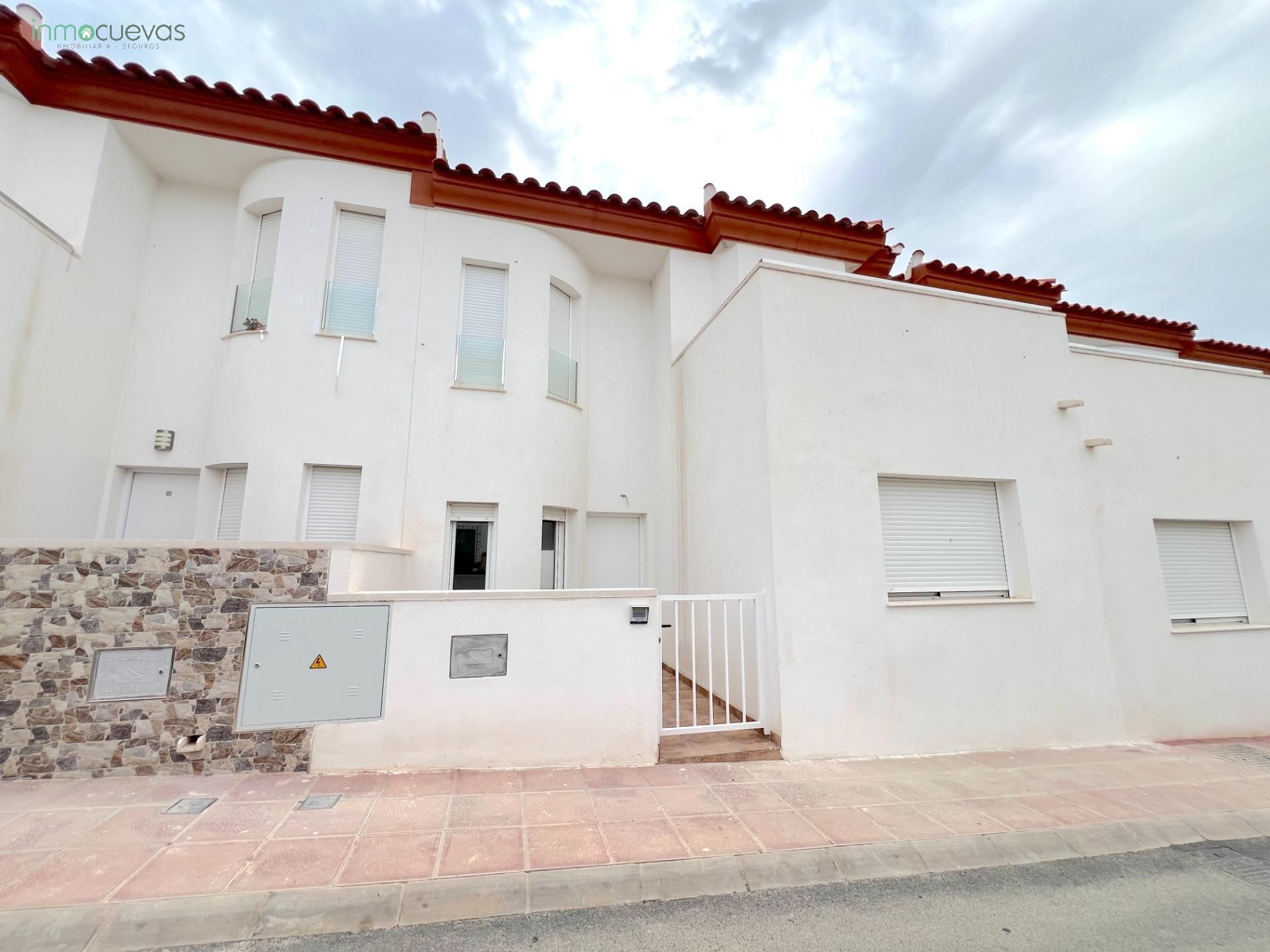 Exterior view of Duplex for sale in Cuevas del Almanzora  with Air Conditioner, Heating and Private garden
