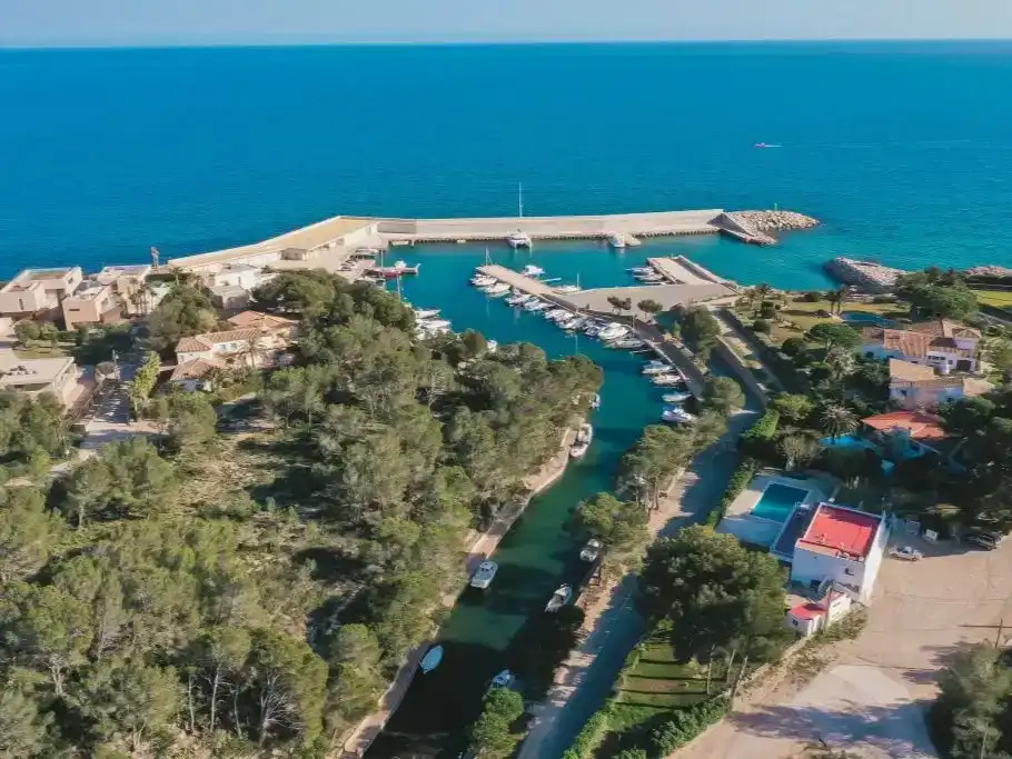Vista exterior de Pis en venda en L'Ametlla de Mar  amb Aire condicionat, Traster i Piscina