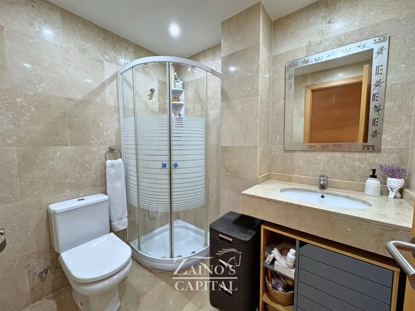 Bathroom of Flat for sale in Pollença  with Air Conditioner
