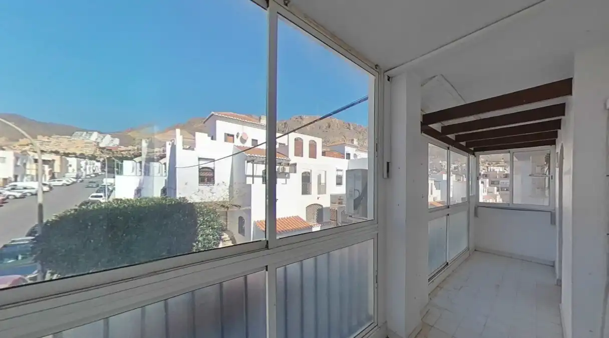 Vista exterior de Piso en venta en Roquetas de Mar