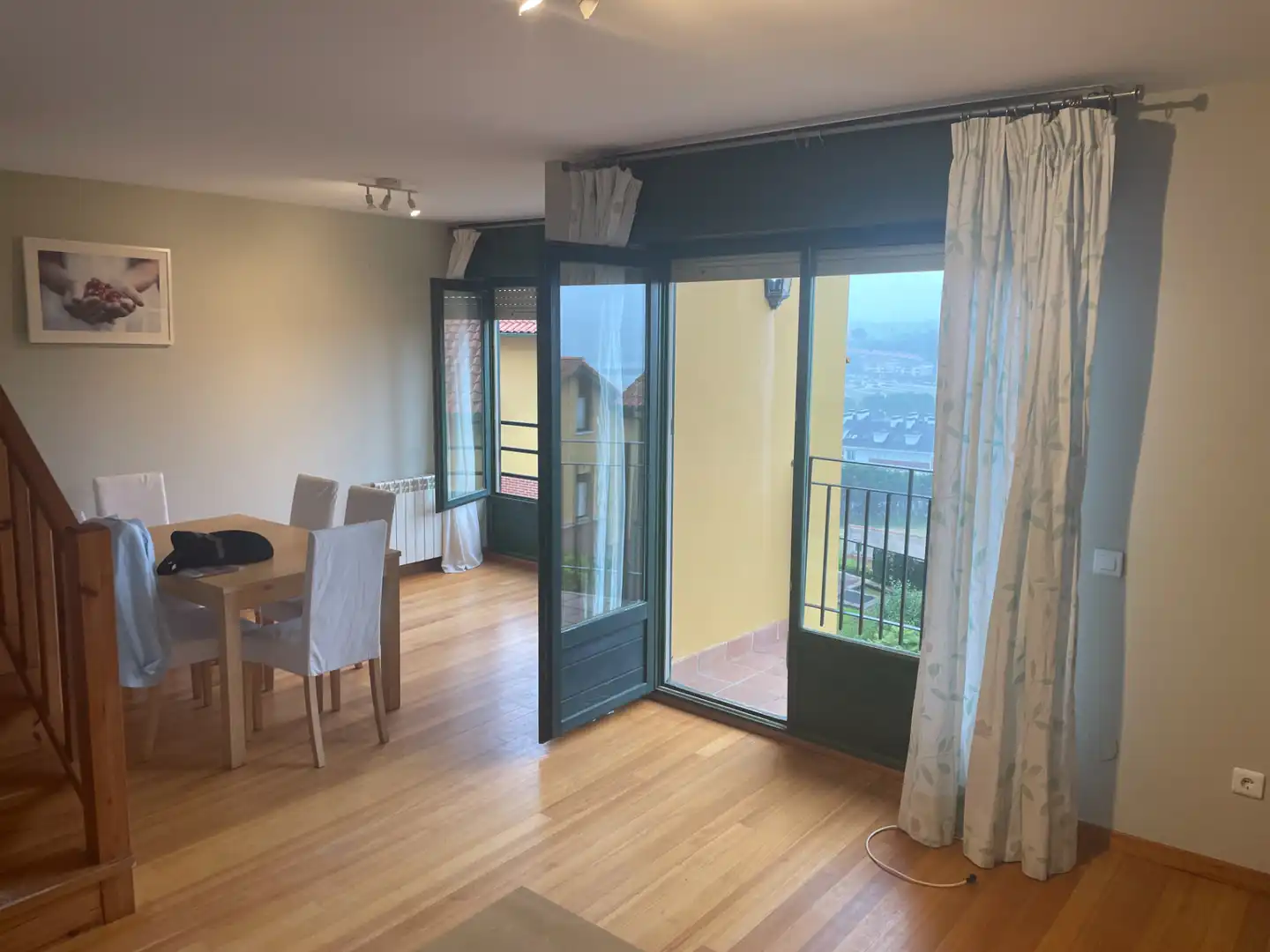 Comedor de Piso en venta en San Vicente de la Barquera con Calefacción, Amueblado y Balcón