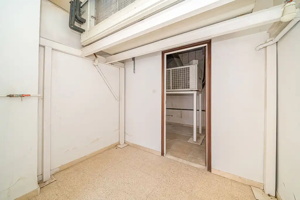 Gewerbefläche zum Verkauf in Av de Ifach, imagen 15