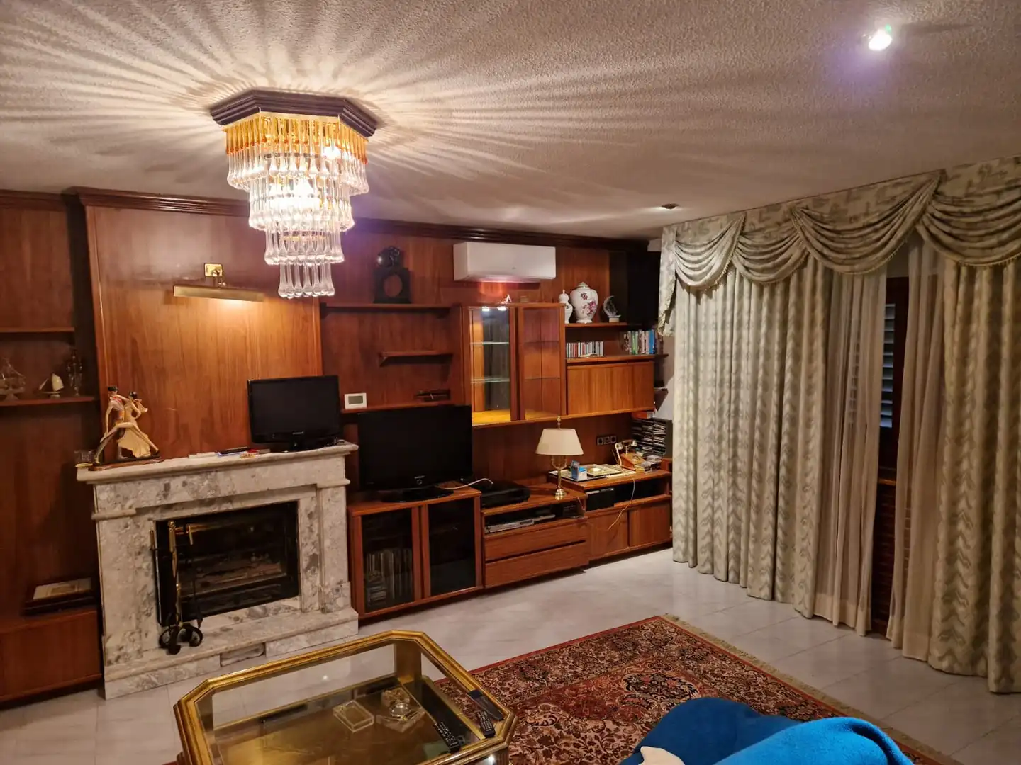 Sala d'estar de Casa o xalet en venda en Alpedrete amb Aire condicionat, Calefacció i Jardí privat