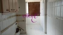 Kitchen of Flat for sale in Torrijos