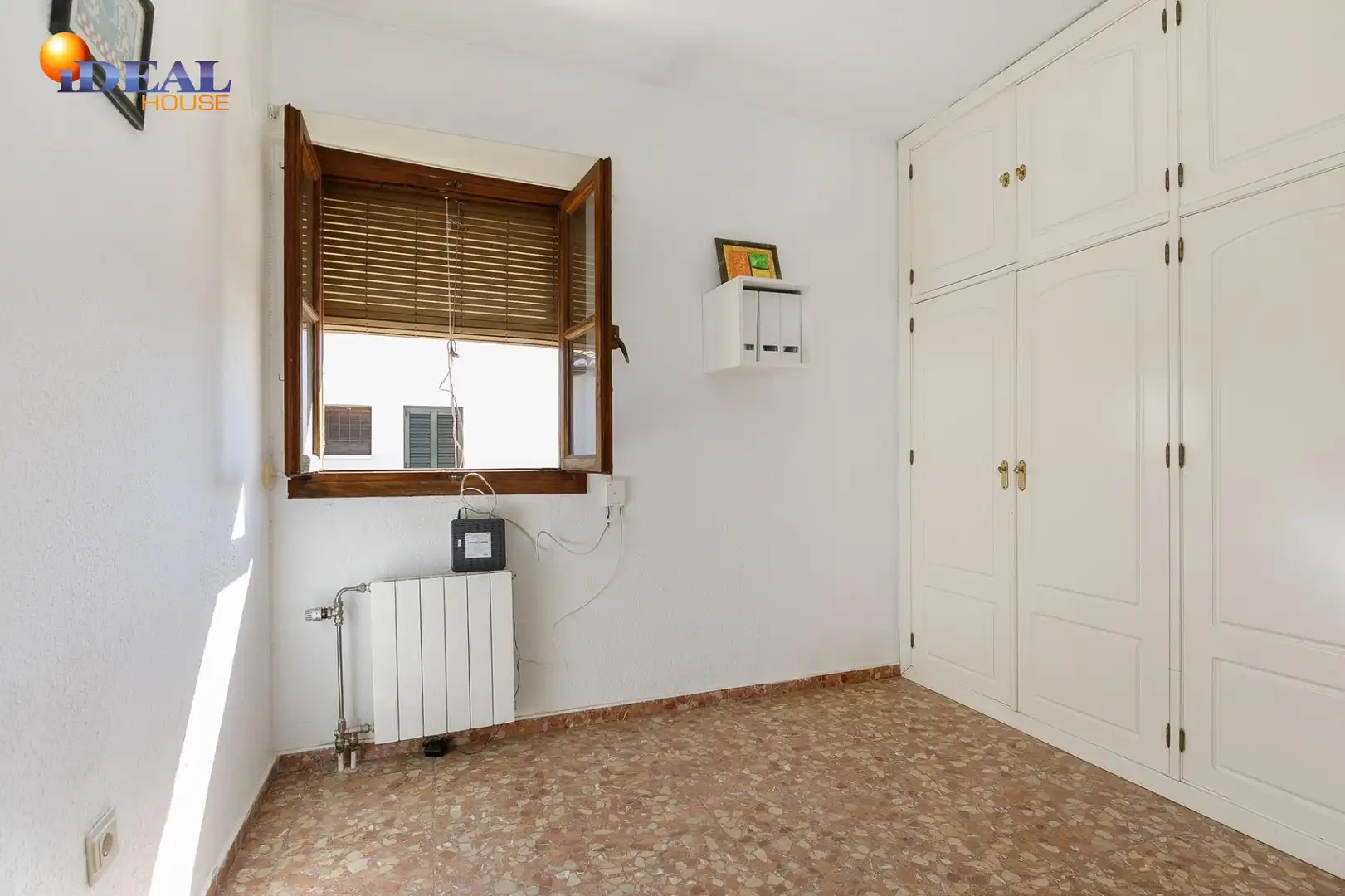 Habitación de Casa o chalet en venta en Ogíjares con Jardín privado, Terraza y Balcón