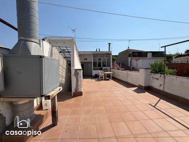 Adossat en venda a Olesa