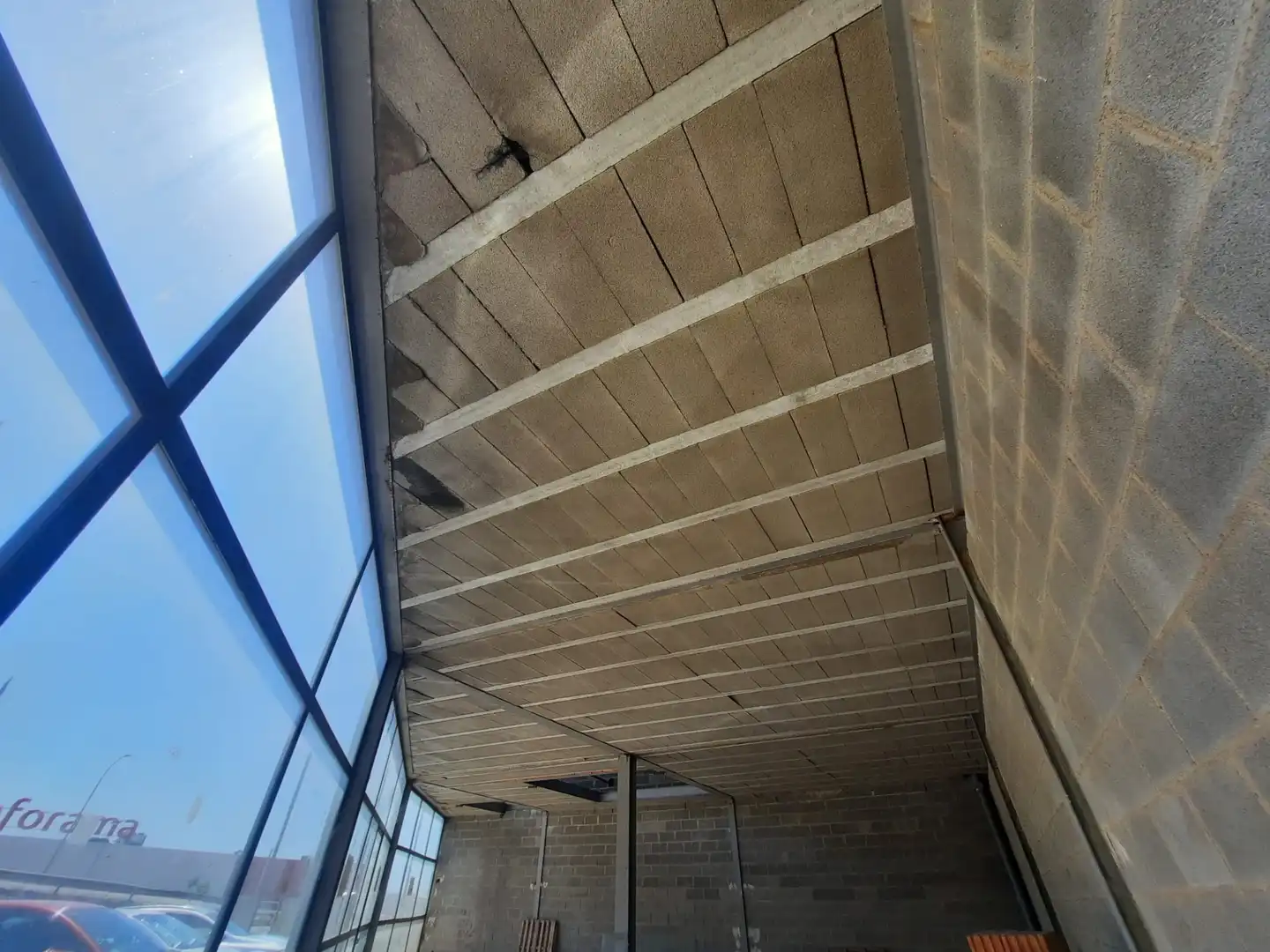 Industrial building for sale in Calle Holanda 174, imagen 4