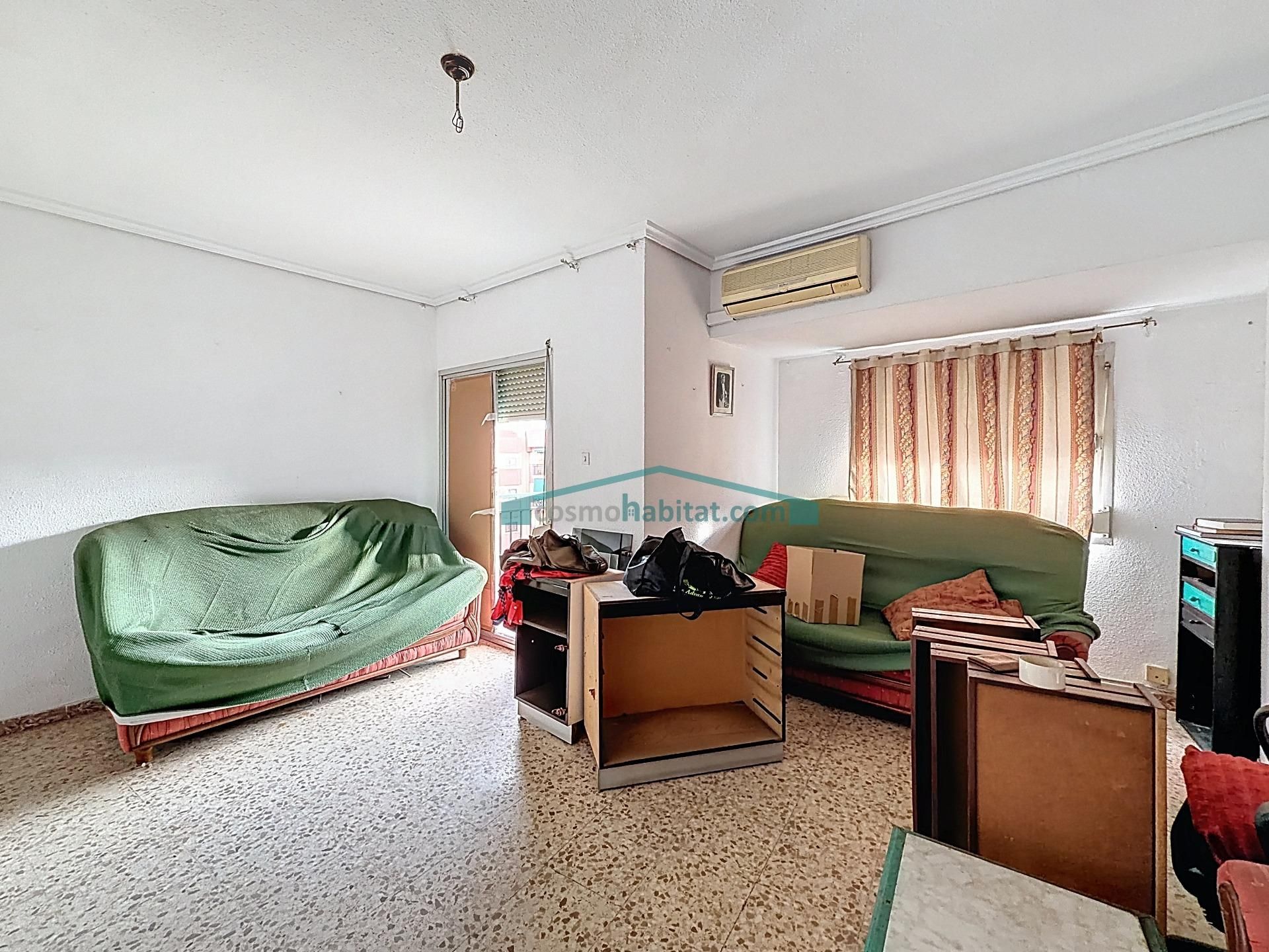 Sala de estar de Piso en venta en Sedaví con Aire acondicionado y Balcón