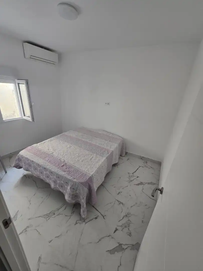 Dormitori de Casa o xalet en venda en La Zubia amb Aire condicionat i Jardí privat