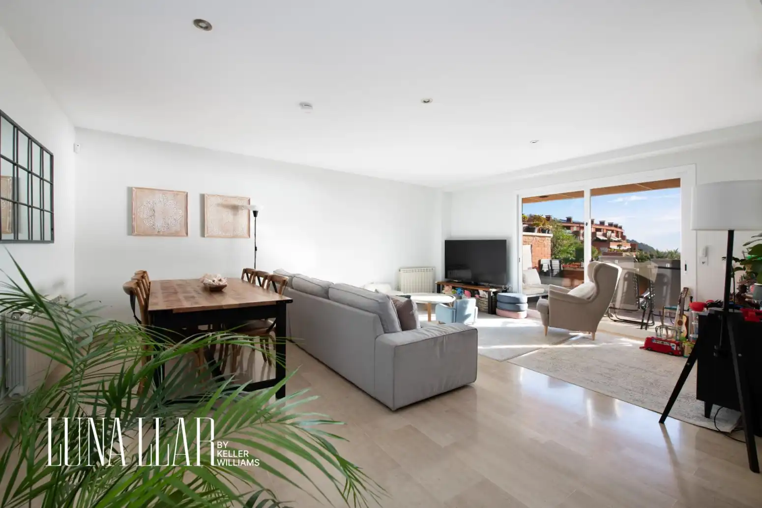 Living room of Attic for sale in Sitges  with Air Conditioner and Terrace