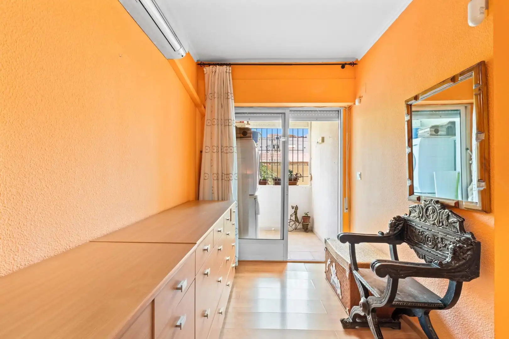 Habitación de Planta baja en venta en El Campello con Aire acondicionado, Terraza y Trastero