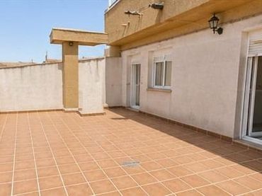 Duplex con ascensore in vendita a Calle ALHAMBRA