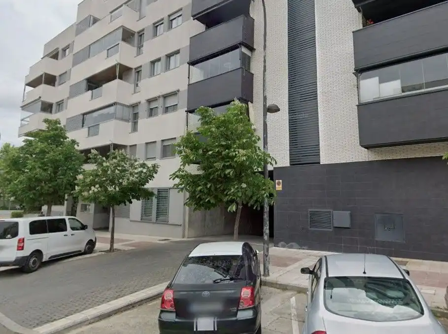 Vista exterior de Garatge de lloguer en Getafe