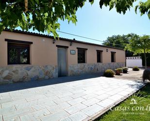 Vista exterior de Finca rústica en venda en  Zaragoza Capital amb Aire condicionat i Jardí privat