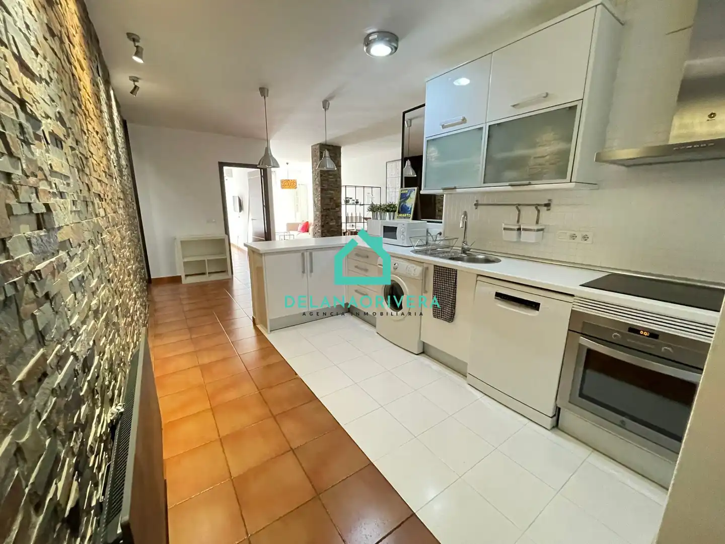 Exterior view of Flat for sale in Alcalá de Henares  with Air Conditioner, Heating and Oven