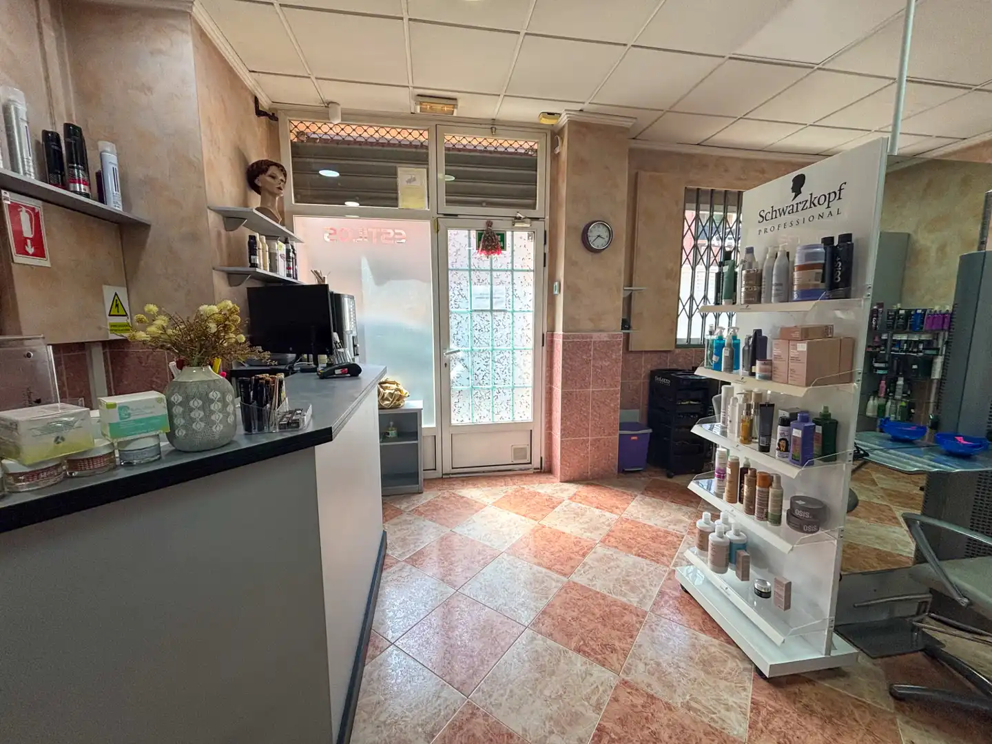 Business premises for transfer in Carrer de Pablo Iglesias, imagen 2