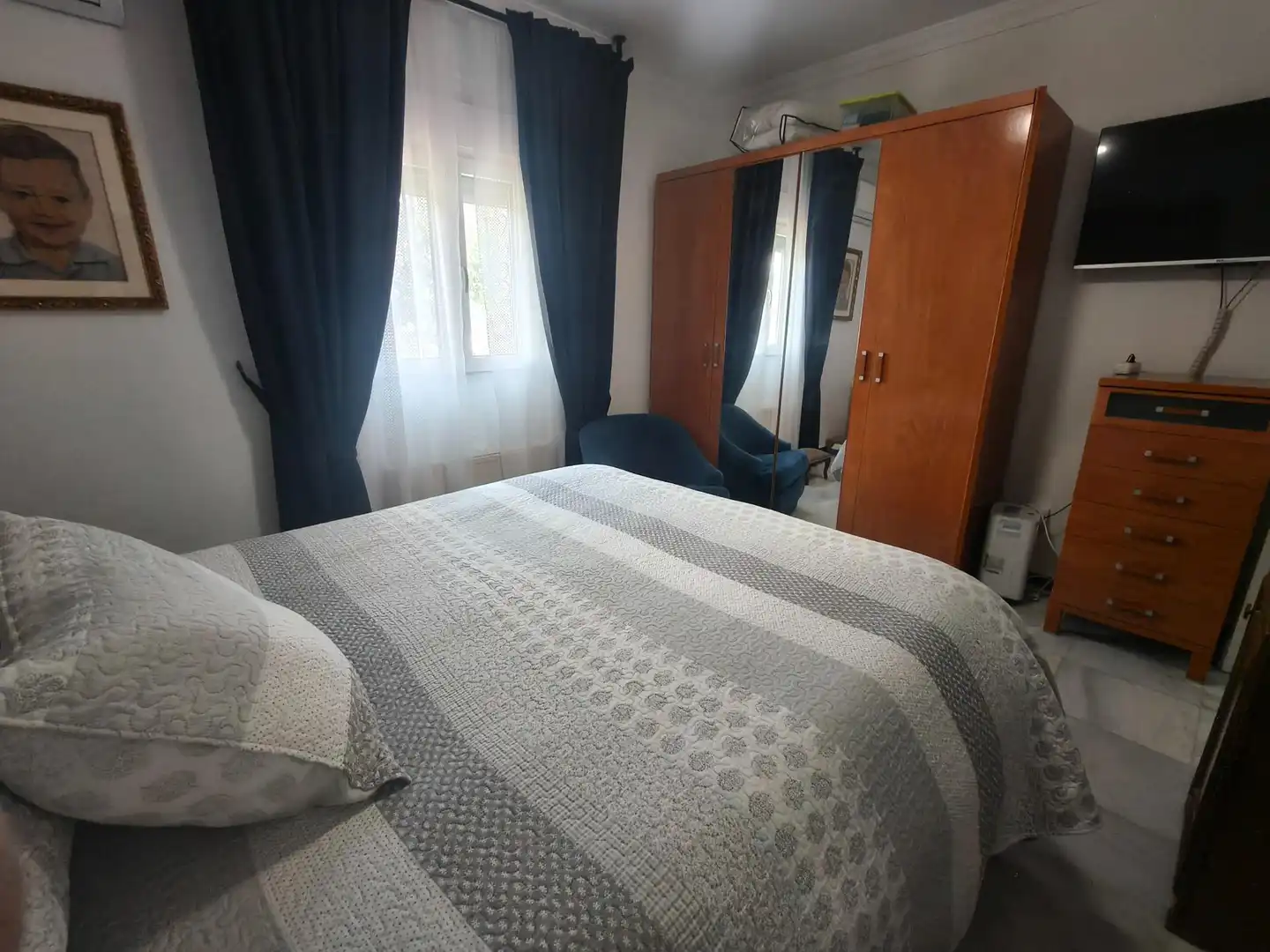 Bedroom of Houses for sale in Chiclana de la Frontera  with Air Conditioner, Swimming Pool and Alarm