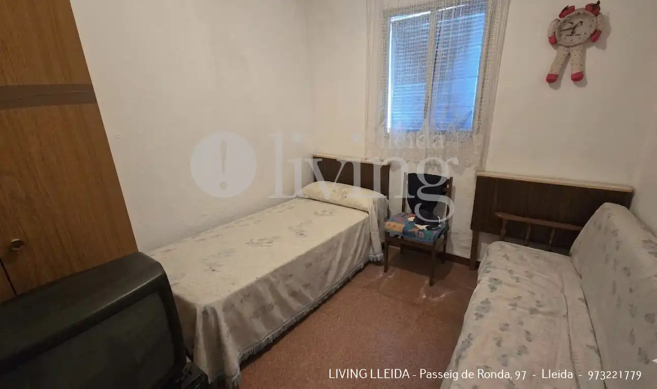 Bedroom of Houses for sale in Puigverd de Lleida  with Private garden, Swimming Pool and Furnished