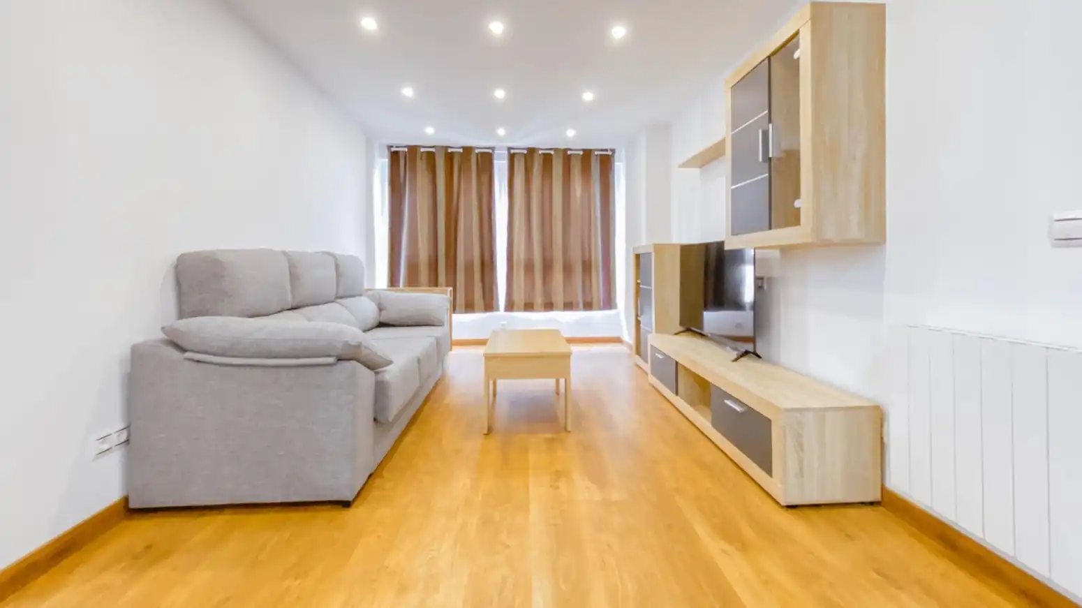 Appartement avec terrasse à louer à Castilla - Hermida, imagen 7