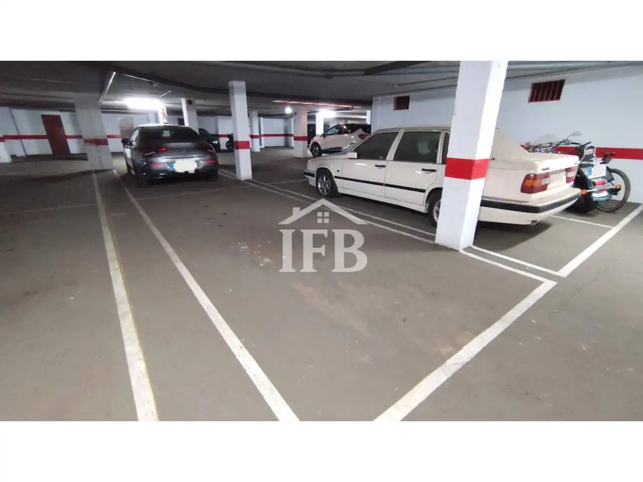 Parking with lift to rent in Calle Vicente Delgado Algaba 98, imagen 17