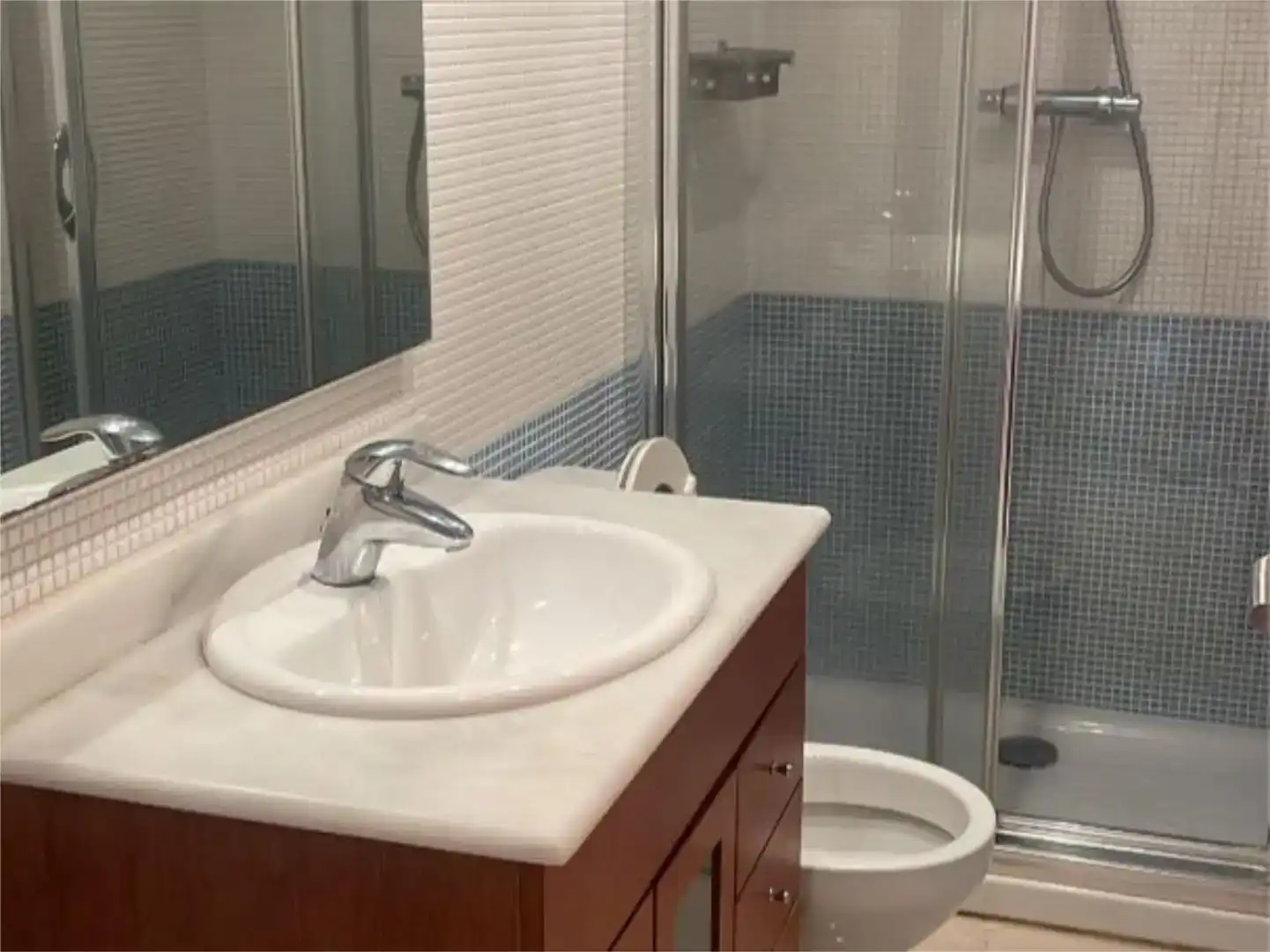 Bathroom of Flat for rent in Salou  with Air Conditioner, Storage room and Swimming Pool