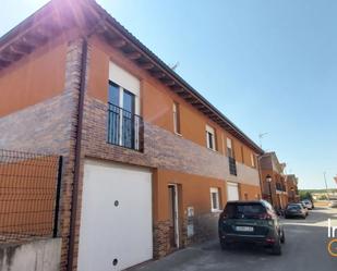 Exterior view of Single-family semi-detached for sale in Herramélluri  with Heating, Private garden and Storage room