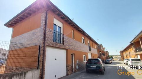 Foto 5 de Casa adosada en venda a Herramélluri, La Rioja
