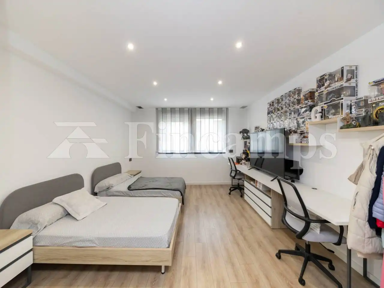 Bedroom of Detached homes for sale in Sabadell  with Air Conditioner, Heating and Private garden