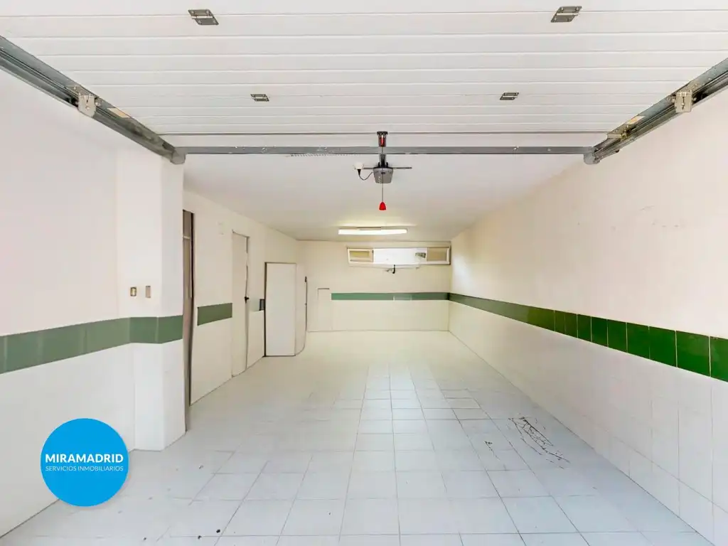 Detached homes for sale in Paracuellos de Jarama  with Air Conditioner and Swimming Pool