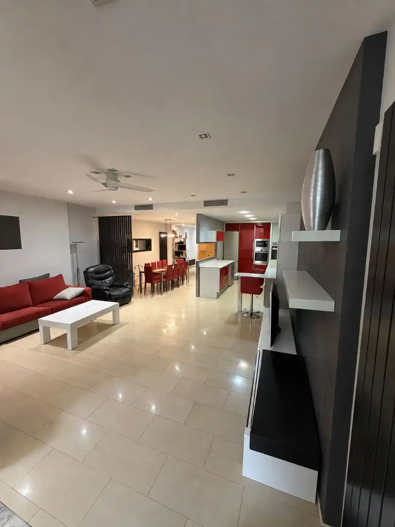 Sala de estar de Planta baja de alquiler en Gavà con Aire acondicionado, Terraza y Amueblado