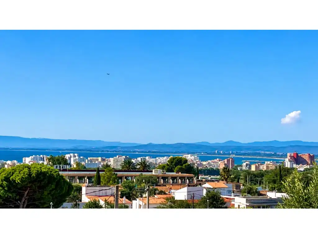 Haus zum Verkauf in Calle Del Penedes, imagen 4
