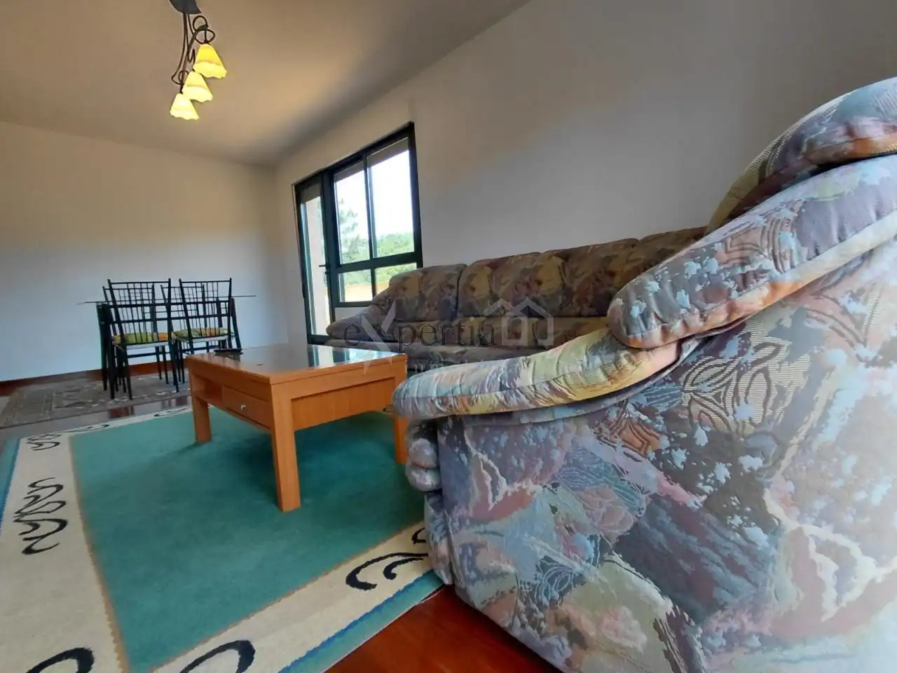 Sala de estar de Apartamento de alquiler en Boiro con Calefacción, Terraza y Amueblado