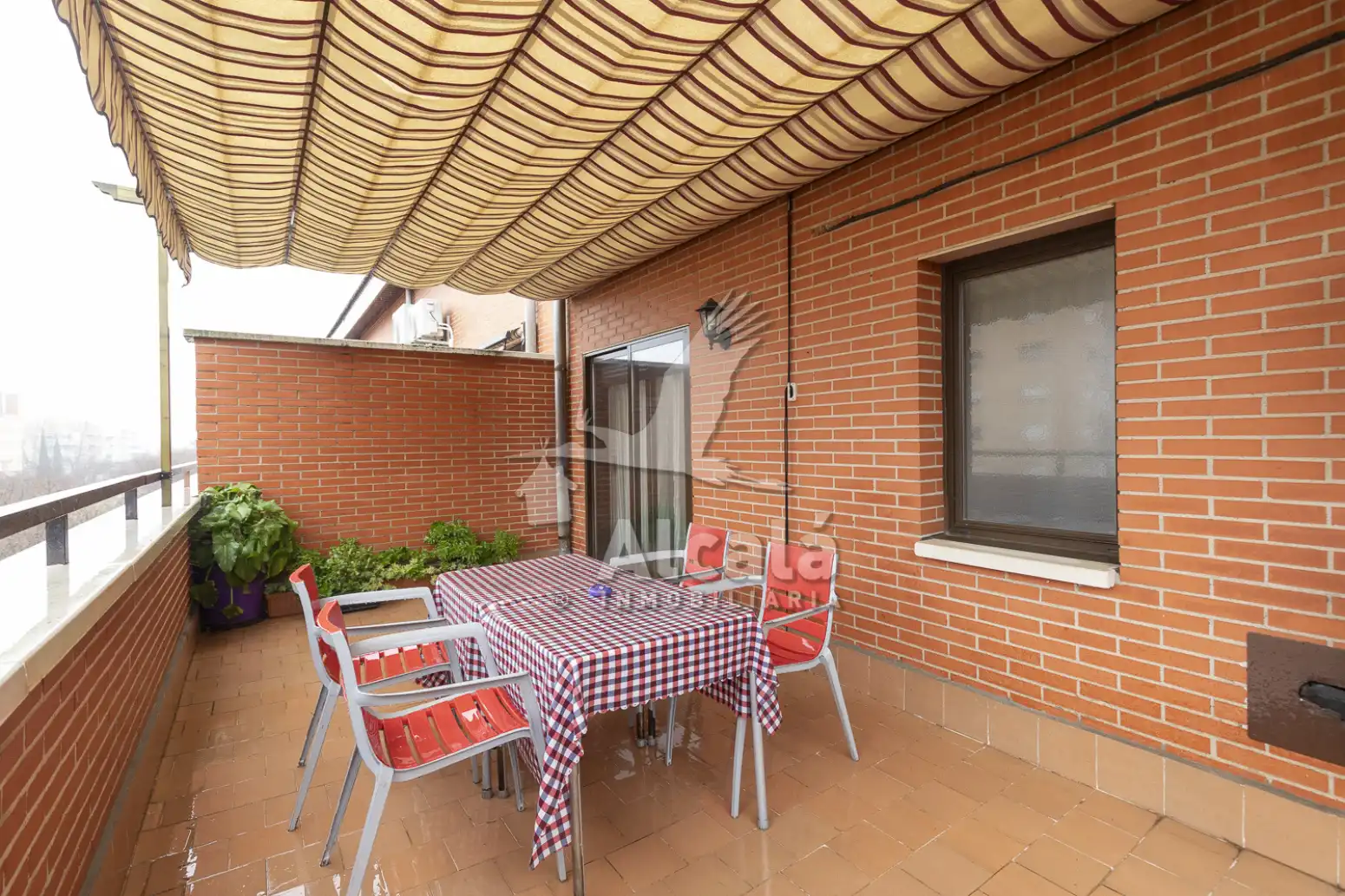 Terraza de Ático en venta en Alcalá de Henares con Aire acondicionado, Calefacción y Terraza