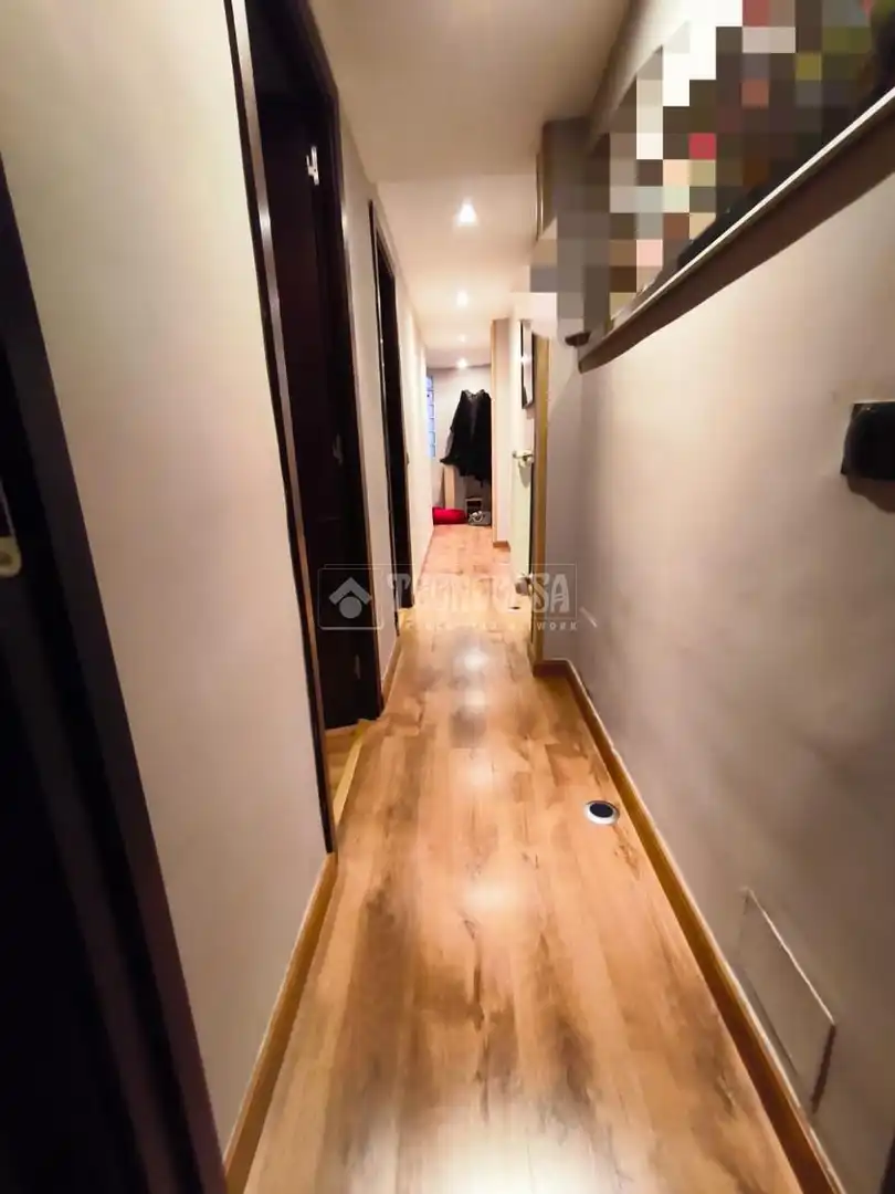 Flat for sale in Móstoles  with Air Conditioner and Heating