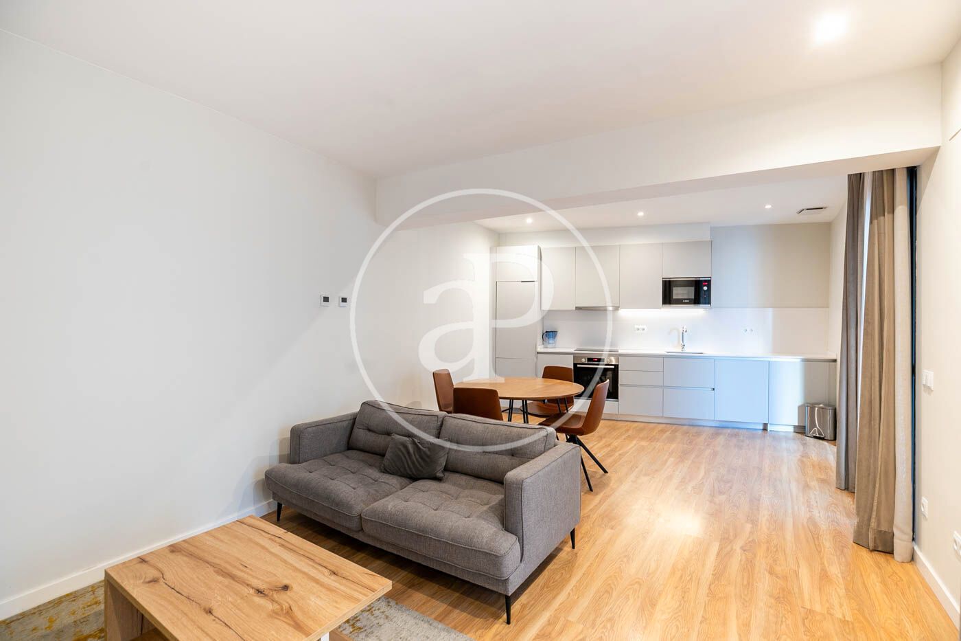 Living room of Flat to rent in  Barcelona Capital  with Air Conditioner, Heating and Terrace