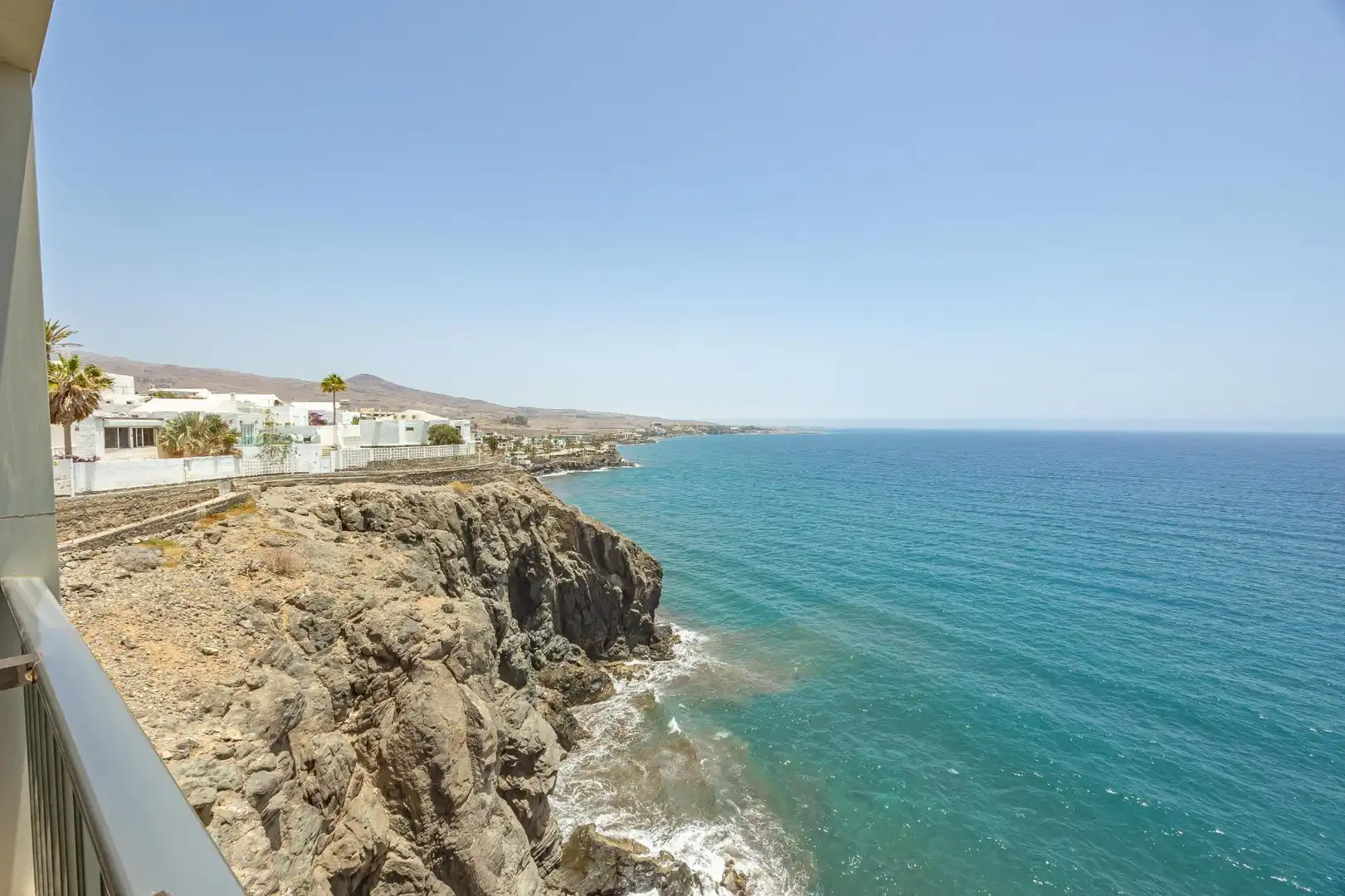 Vista exterior de Estudio en venta en San Bartolomé de Tirajana con Aire acondicionado, Amueblado y Piscina comunitaria