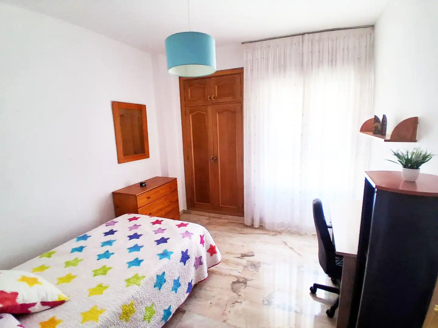 Bedroom of Apartments for rent in Granada  with Air Conditioner, Furnished and Oven