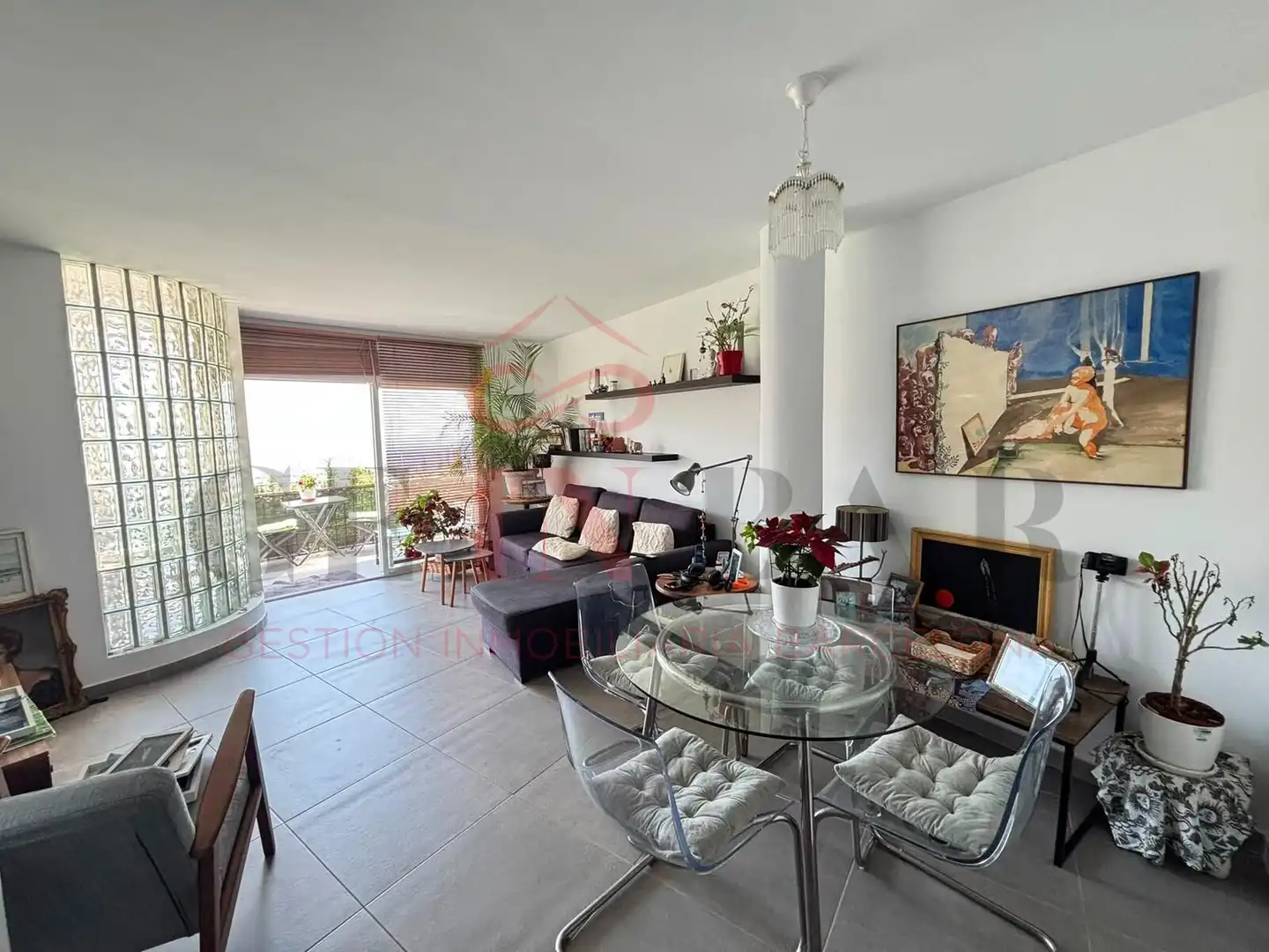 Sala d'estar de Àtic en venda en Sant Andreu de Llavaneres amb Aire condicionat, Calefacció i Jardí privat
