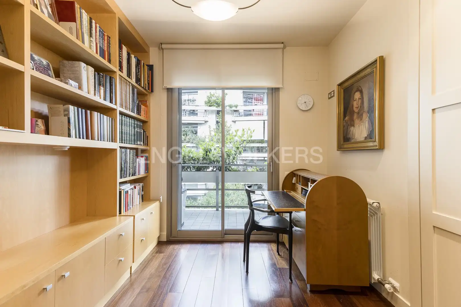 Vista exterior de Pis en venda en Barcelona amb Calefacció, Parquet i Terrassa