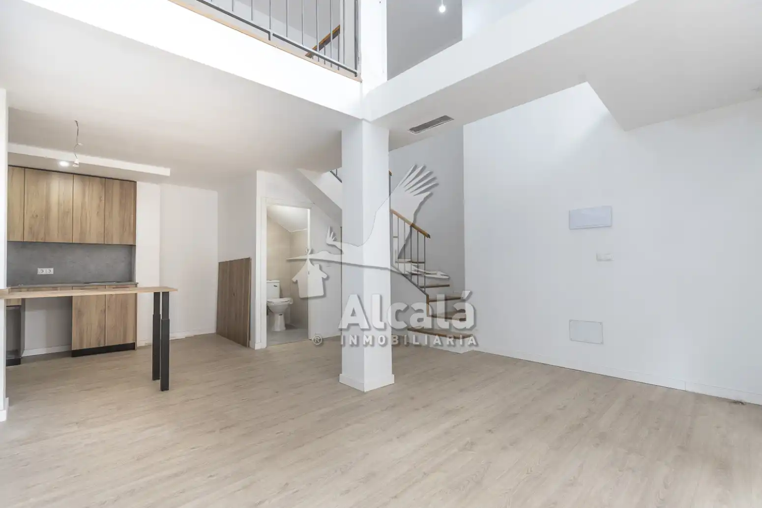 Local en venta en Alcalá de Henares con Aire acondicionado