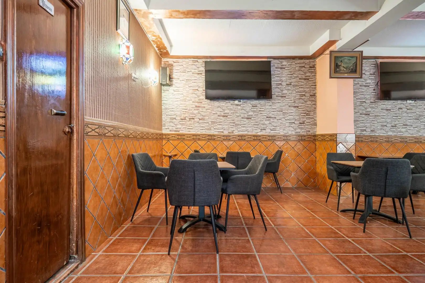 Geschaftsraum zum Verkauf in Granada