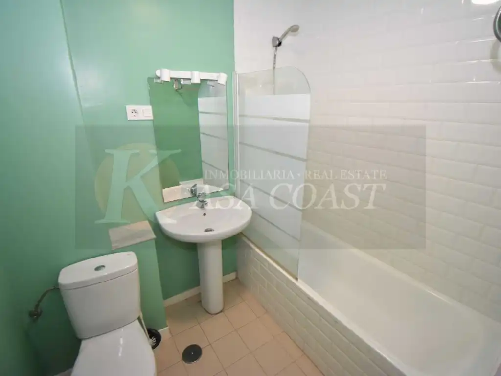 Flat with terrace for sale in Puerto Deportivo, imagen 21