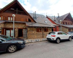 Exterior view of House or chalet for sale in Bossòst  with Storage room and Balcony