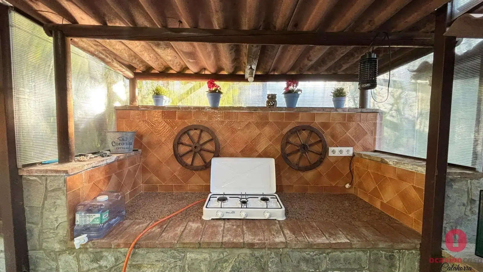 Terrasse von Country house zum Verkauf in Córdoba mit Klimaanlage, Privatgarten und Abstellraum