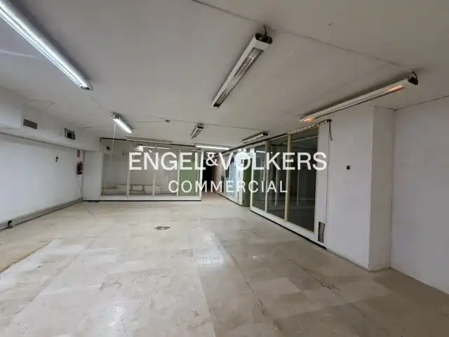 Büro zum Verkauf in Esplugues de Llobregat