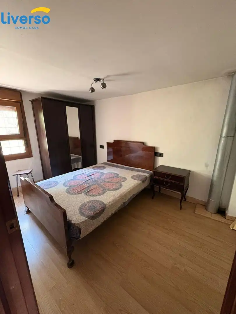 Habitación de Casa o chalet en venta en Cerezo de Río Tirón con Amueblado y Alarma