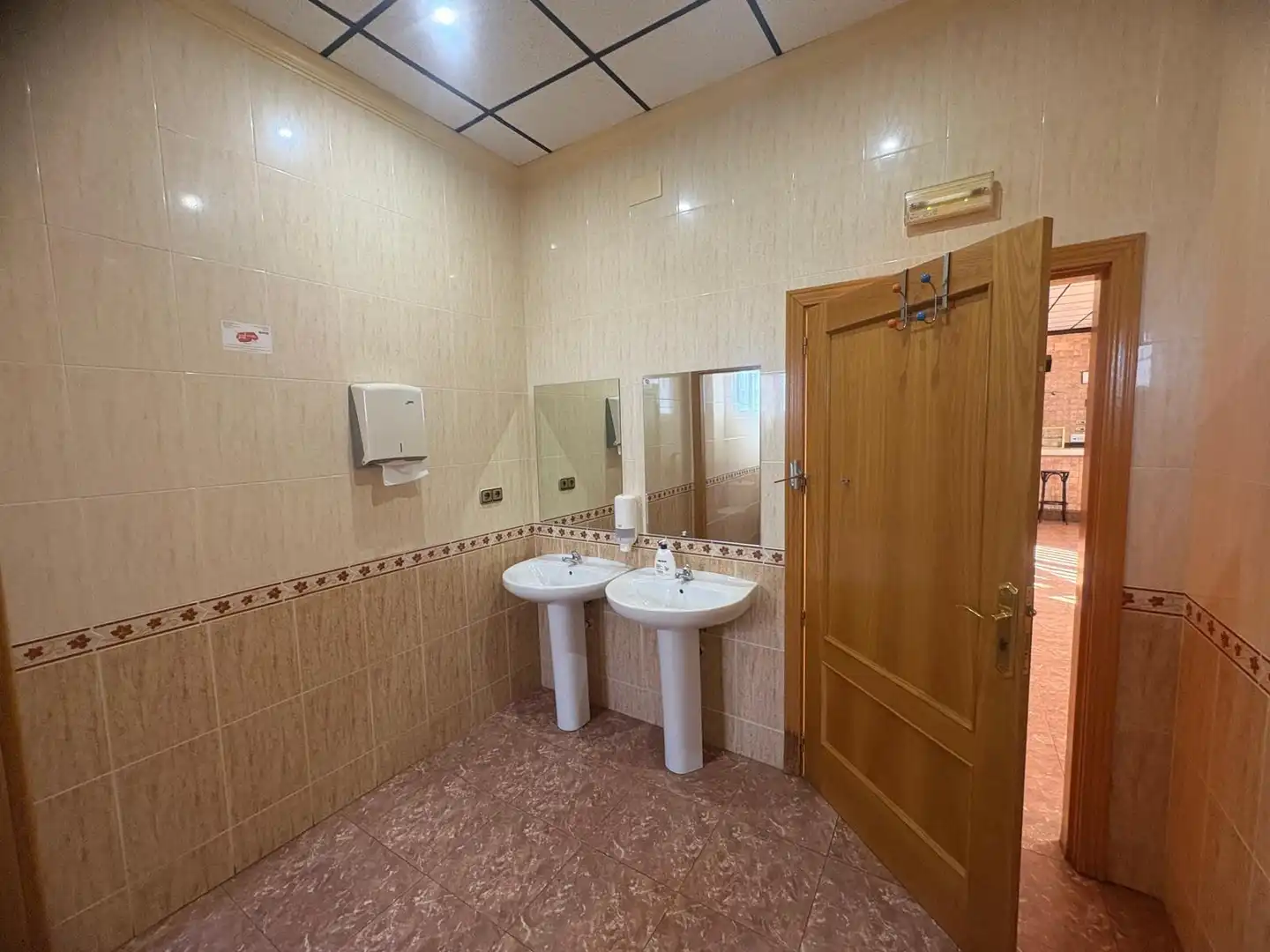 Baño de Local en venta en Jumilla con Aire acondicionado, Terraza y Amueblado