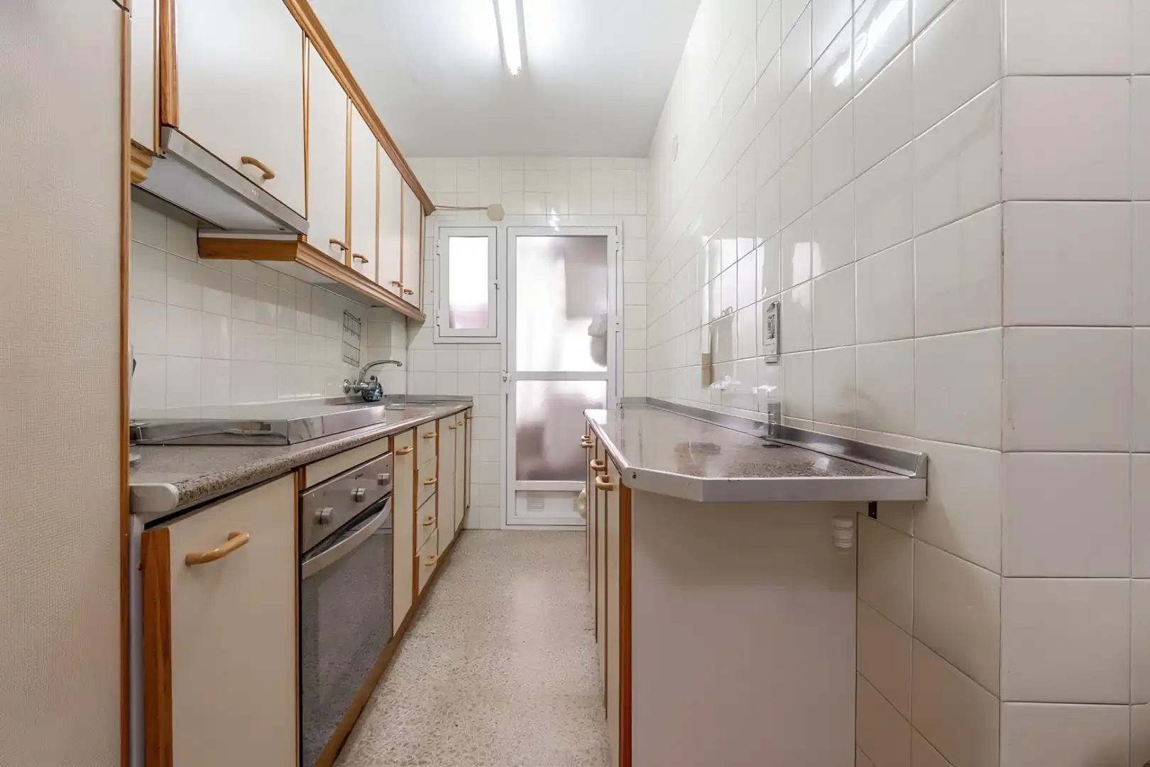 Cuina de Pis en venda en Granada amb Aire condicionat i Balcó