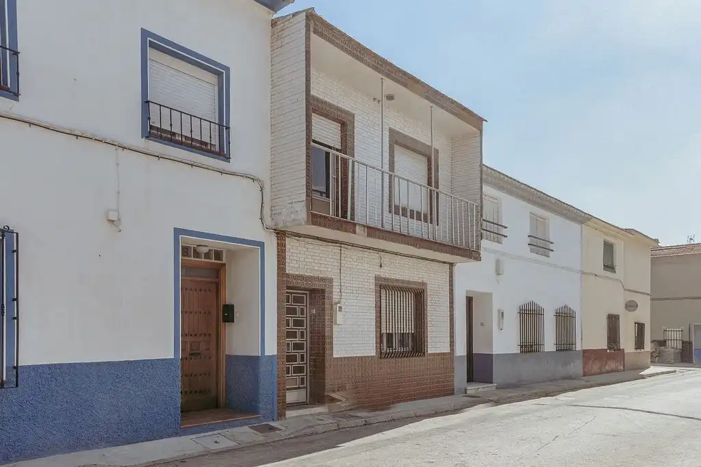 Vista exterior de Casa o chalet en venta en Pedro Muñoz, Ciudad Real
